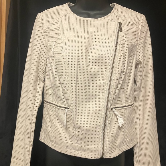 White leather-feel jacket XS. Pixelated for your pleasure. Polyester/poly lining - Picture 3 of 10